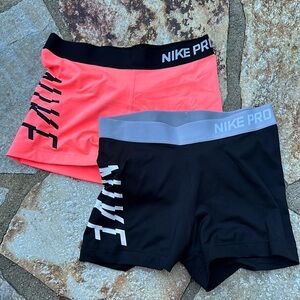 NIKE PRO shorts. Size M. Like new